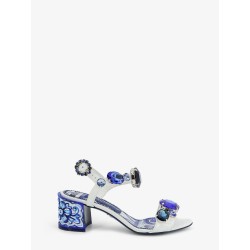Patent leather sandals with Maiolica print