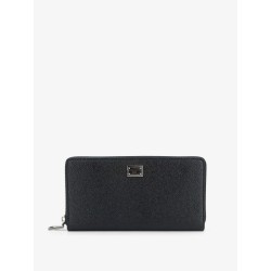 Hammered leather wallet