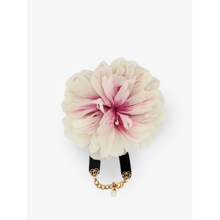 Bracelet with oversized flower detail