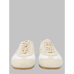 SNEAKER IN PELLE CON DETTAGLI IN SUEDE