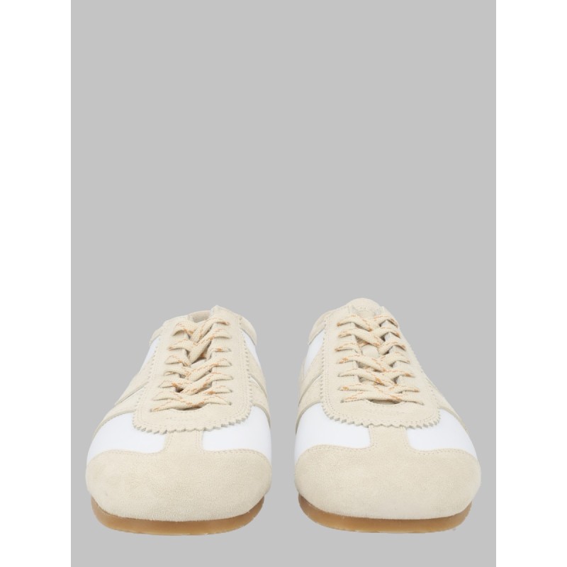 SNEAKER IN PELLE CON DETTAGLI IN SUEDE