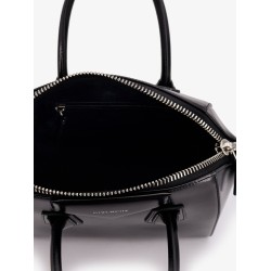 Antigona leather shoulder bag