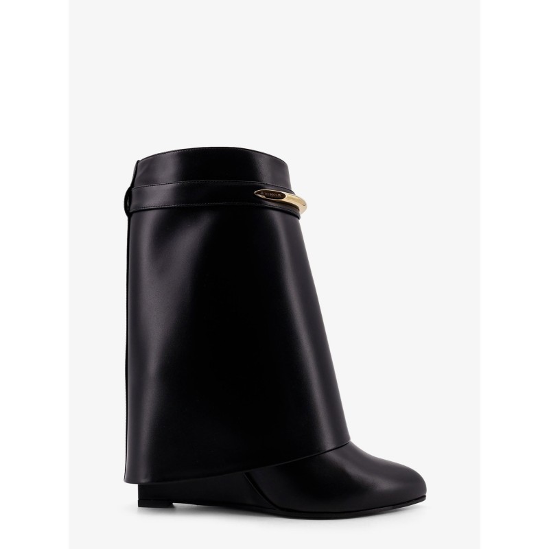 Shark leather boots