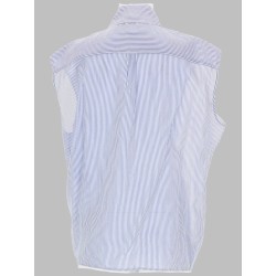 sleeveless shirt