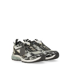 "BE RIGHT BACK" SNEAKER