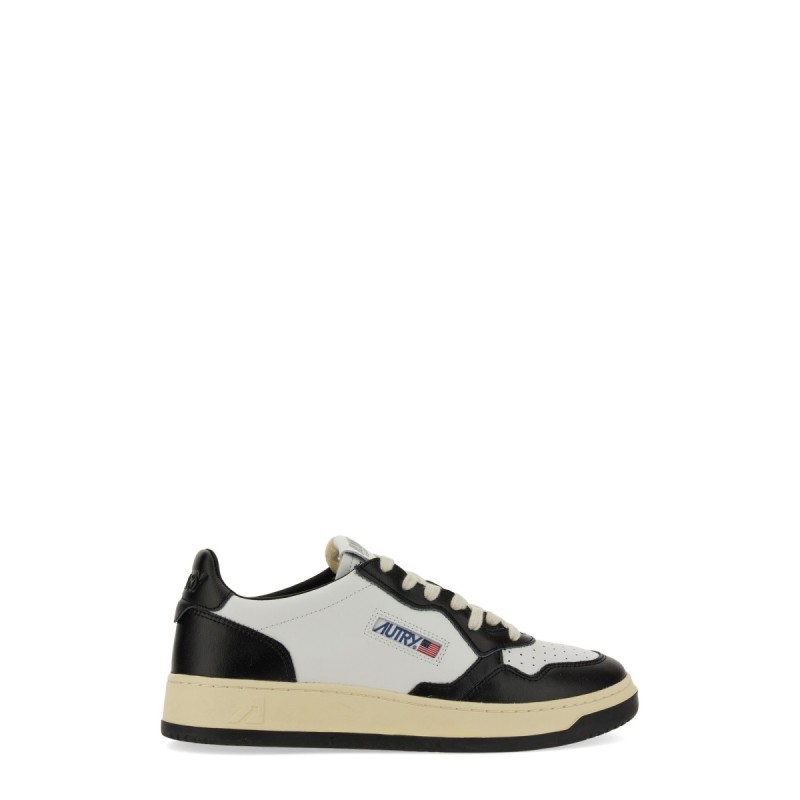 SNEAKER "MEDALIST LOW"