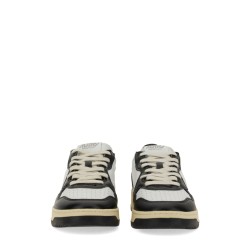 SNEAKER "MEDALIST LOW"