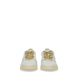 SNEAKER MEDALIST LOW