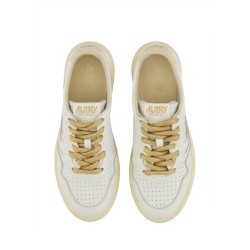 SNEAKER MEDALIST LOW