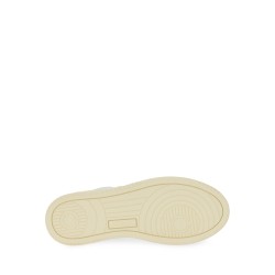 SNEAKER "MEDALIST LOW"