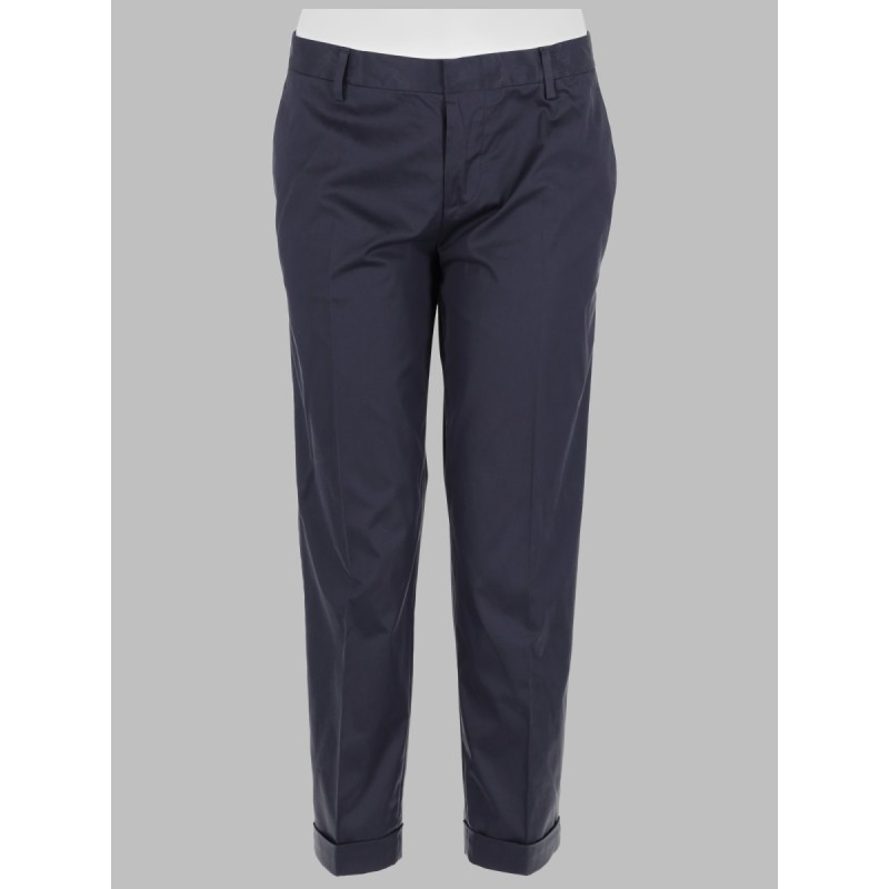 pantaloni
i