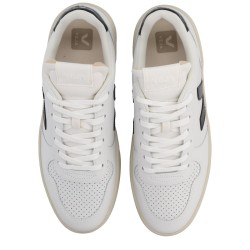 SNEAKER "V-10"