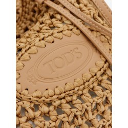 Raffia bucket bag with crochet motif