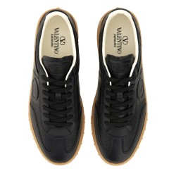 "UPVILLAGE" SNEAKER