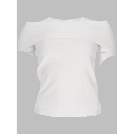 neckline detail top