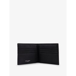 Tiny hammered leather wallet