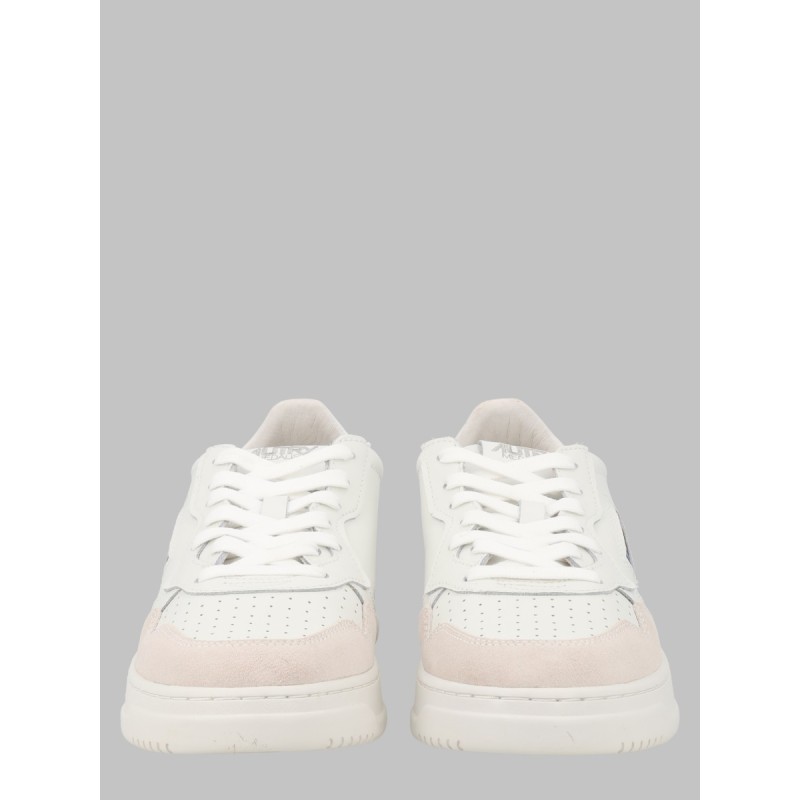 SNEAKER "MEDALIST LOW"