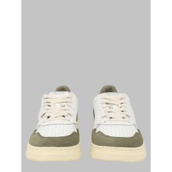 SNEAKER "MEDALIST LOW"