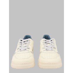 SNEAKER "MEDALIST LOW"