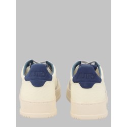 SNEAKER "MEDALIST LOW"