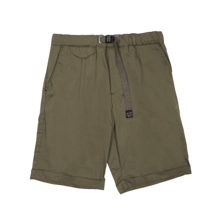 SHORTS CON CINTURA
