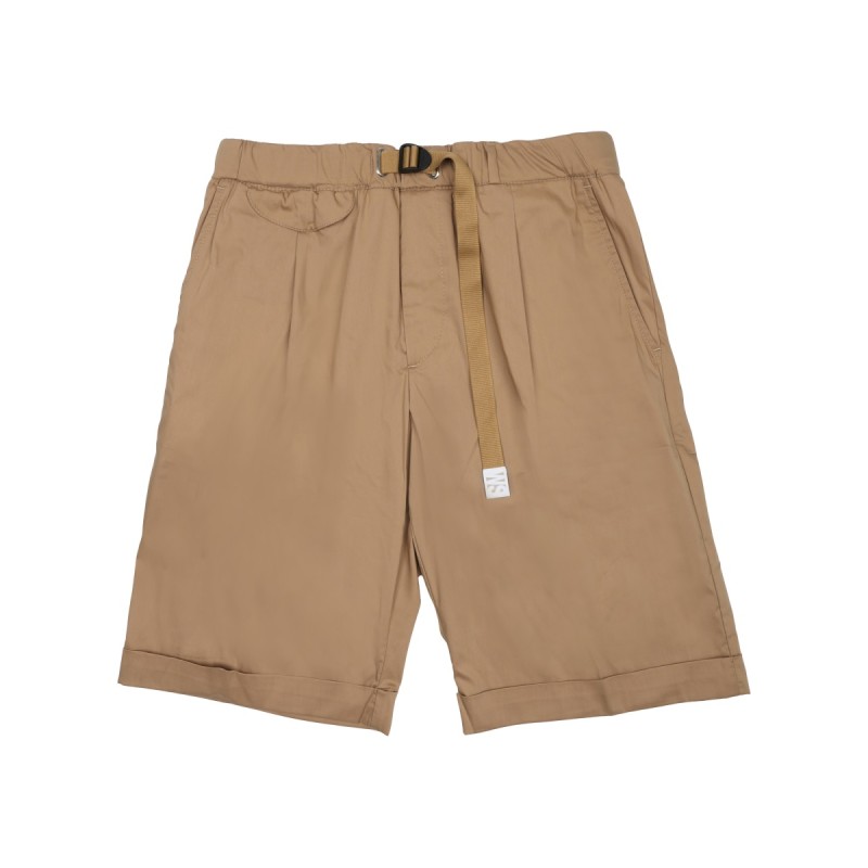SHORTS CON CINTURA