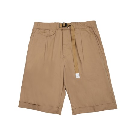 SHORTS CON CINTURA