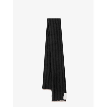 Cashmere scarf