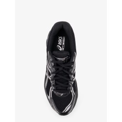 GT-2160 leather sneakers with contrasting inserts