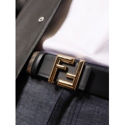 Rounded reversible belt