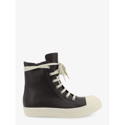 Leather sneakers