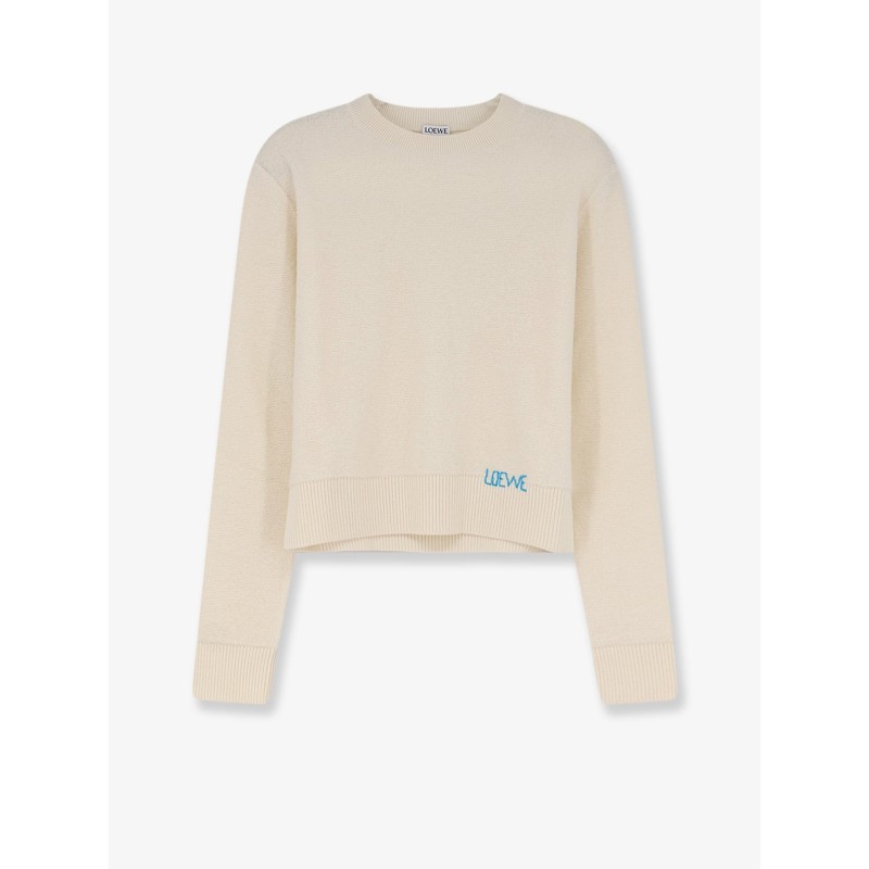 Wool sweater with contrasting embroidered logo on the bottom