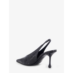 Patent leather pumps with crocodile print