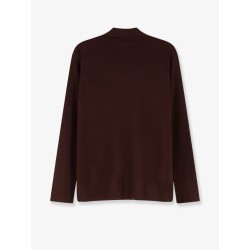 Wool polo shirt with embroidered logo on the front