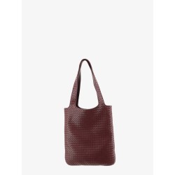 Veneto leather shoulder bag with Intrecciato motif