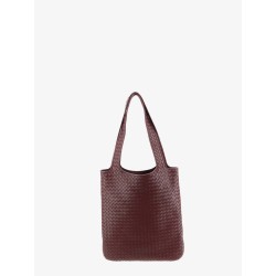 Veneto leather shoulder bag with Intrecciato motif