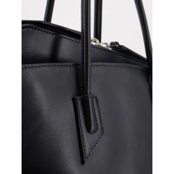 La Passeggiata Medium Leather Shoulder Bag