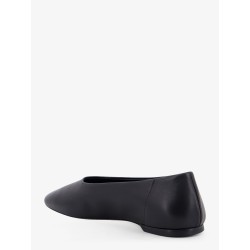 Leather ballerinas