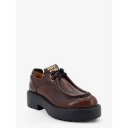 Leather lace-up with front lettering logo