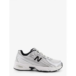 740 mesh sneakers with iconic contrasting side logo