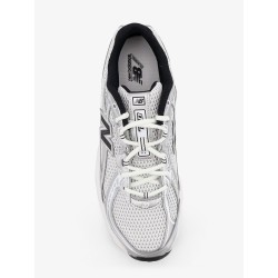 740 mesh sneakers with iconic contrasting side logo