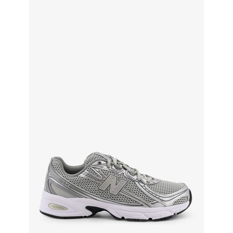 740 mesh sneakers with iconic contrasting side logo