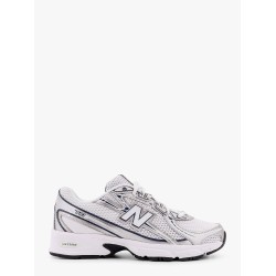 740 mesh sneakers with iconic contrasting side logo