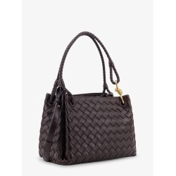 Parachute leather shoulder bag with Intrecciato pattern and Knot detail