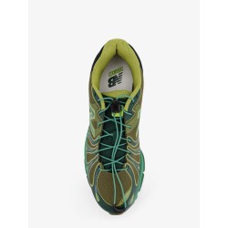 U18907 mesh sneakers with iconic side logo