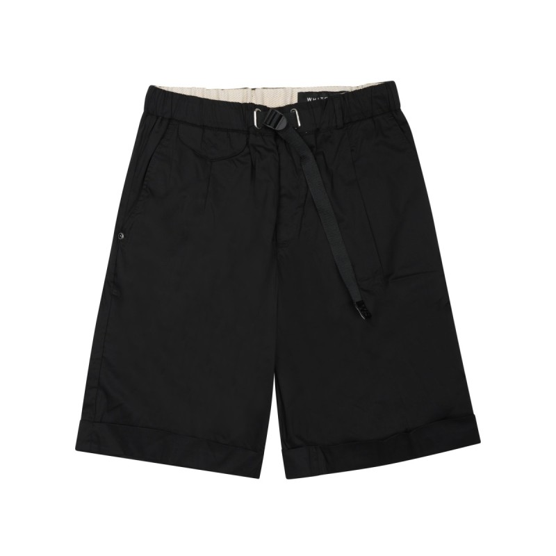SHORTS CON CINTURA
