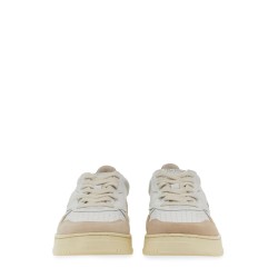 SNEAKER "MEDALIST LOW"