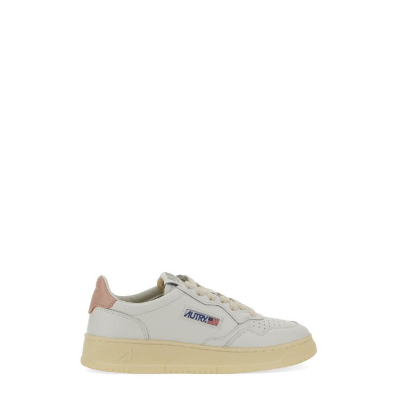 SNEAKER "MEDALIST LOW"