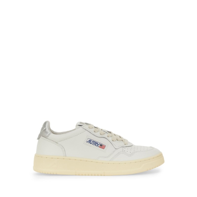 SNEAKER "MEDALIST LOW"