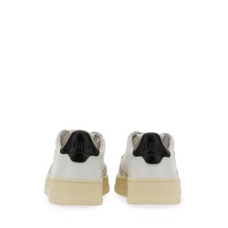 SNEAKER MEDALIST LOW